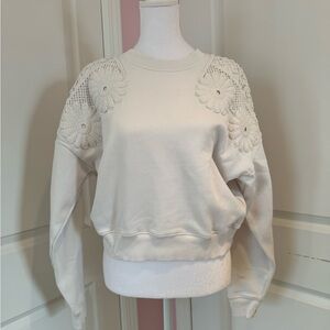 American eagle sweatshirt. Shoulder pattern. Size XS.